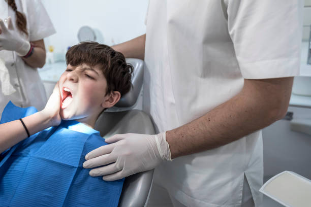Best Broken or Cracked Tooth Emergency Dentist in Higginsville, MO